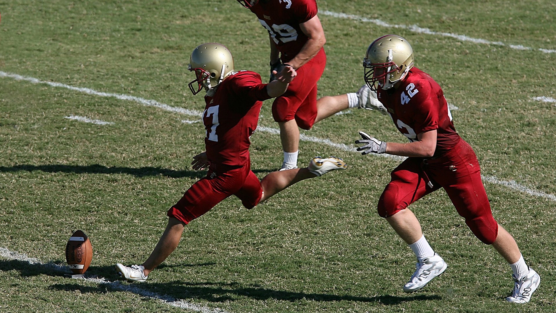 中国足球青训成果展示会在多地举办，中国足球青训比赛
